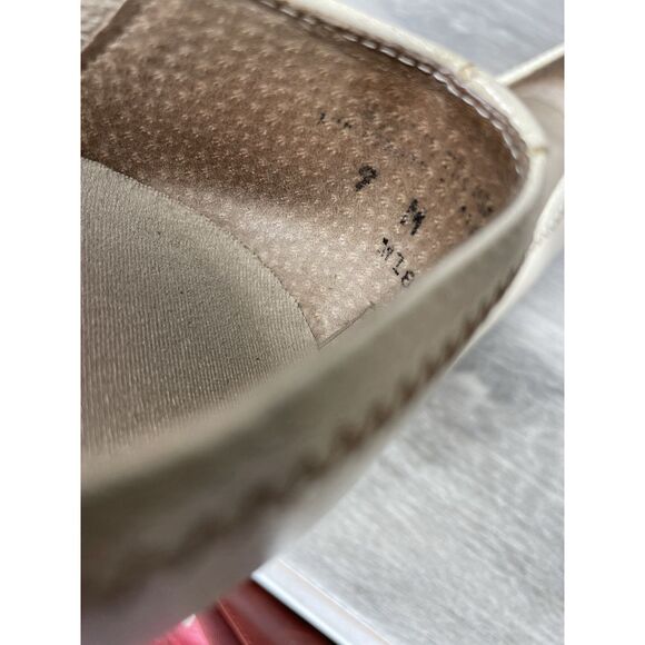Munro American Ivory Cream Leather Slip On Heel Loafers Women Sz 9M US/39.5EU - Picture 8 of 16
